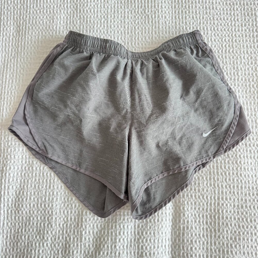 NIKE dri-fit shorts girls M